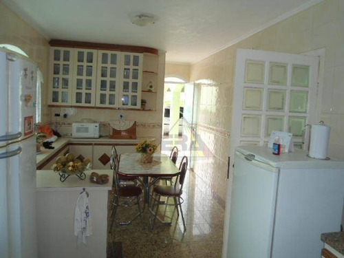 Casa Com 3 Dormitórios À Venda, 550 M² Por R$ 1.000.000,00 - Condomínio Arujazinho I, Ii E Iii - Arujá/sp - Ca0168