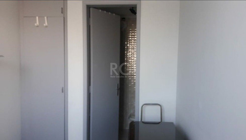 Apartamento Em Partenon Com 2 Dormitórios - Lu432506