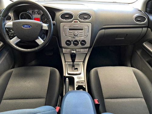 Imagem 3 de 14 de Ford Focus Sedan Glx 2.0 16v 4p 2013