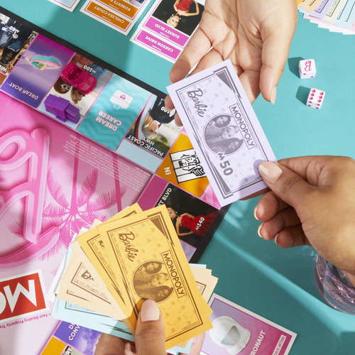 Juego De Mesa Monopoly Barbie Hasbro 6 Tokens De Color Rosa