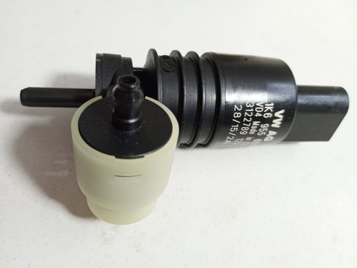 Bomba Limpia Parabrisa Orig Vw Tiguan Golf Vento Touareg