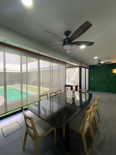 Casa En Venta En Residencial Dzitya, Merida.