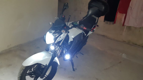 Fazer 250