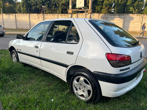 Peugeot 306 1.8 Xr