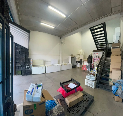 Arriendo Bodega Renca Patente Alcohol 107m2