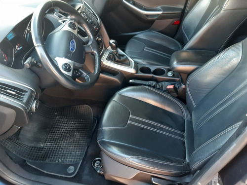 Ford Focus Iii 2.0 Sedan Se Plus Mt 2014