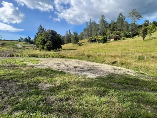 Lote En Venta En Fizebad. Cod V11571