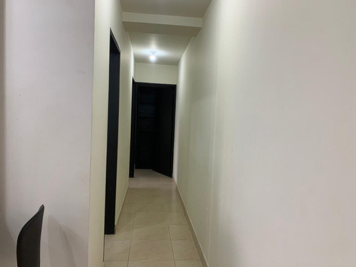 Imagen 6 de 11 de Se Vende Apartamento Semi Amoblado En La Machiri. Kr