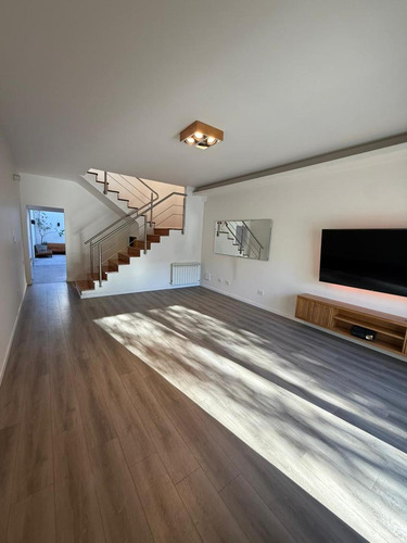 Casa/duplex 4 Ambientes En Venta - Villa Devoto - Con Terraza, Patio, Jacuzzi Y Garage