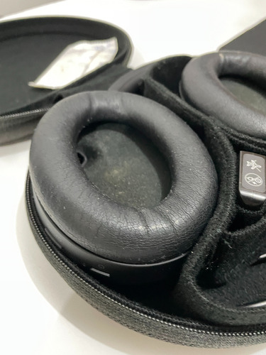 Sony Wh-1000xm4 Audífonos Inalámbricos Cancelación De Ruido Negro (Usado)