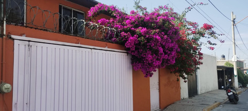Casa En Venta En Loma Bonita, Ojo De Agua Tecamac Edo Mex Sup 202 M2