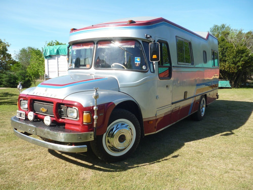 Mercedes Benz 1518