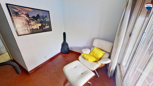 Venta Casa 5 Amb Cochera Patio Castelar Norte.