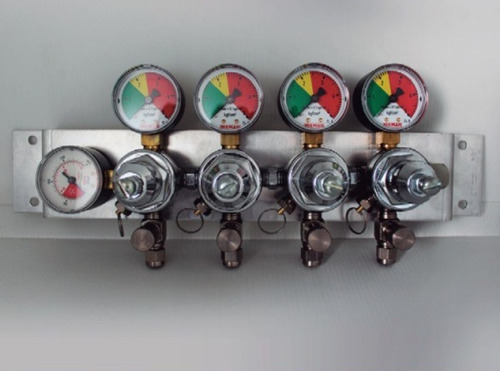 Imagem 1 de 1 de Regulador De Pressão Co2 Chopp 4 Saídas
