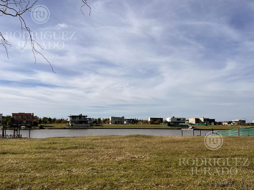 Lote En Venta Al Río En El Naudir - Aguas Privadas Espectacular Vista