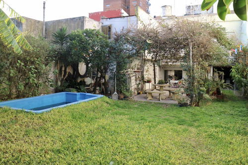 Casa En Venta Moron Centro En Terreno De 10 X 30 Fot 2