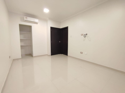 Imagen 6 de 27 de Cv-904 Zona Norte Townhouse En Villa Punta Norte Sector Lago Mar Beach