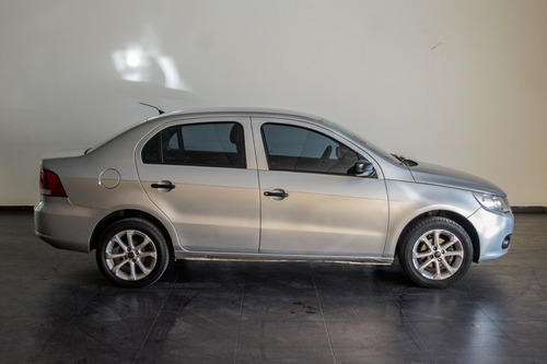 Imagen 4 de 25 de Volkswagen Voyage 1.6 Highline Imotion