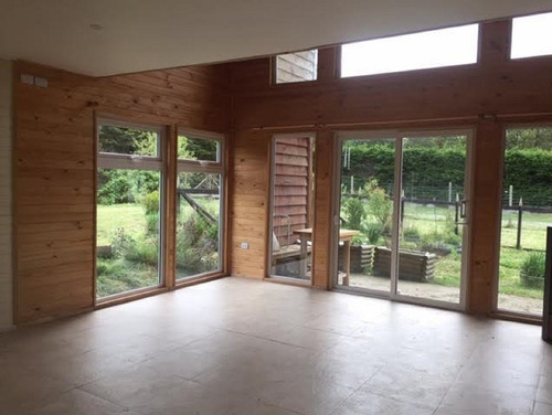 Casa Parque Ivian Ii: (casa Principal Mas 4 Cabañas )