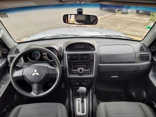 Mitsubishi Pajero TR4 2.0 4X2 16V 140CV FLEX 4P AUTOMÁTICO