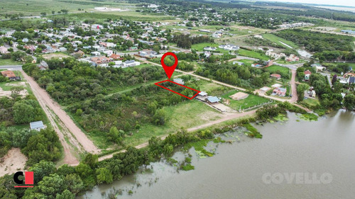 Terreno, Vista Al Rio, Zona Urbana, Cerca De La Playa