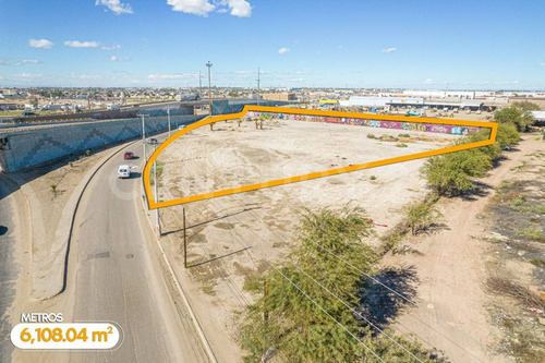 Terreno En Venta A Pie De Blvd Lazaro Cardenas En Mexicali, B.c.