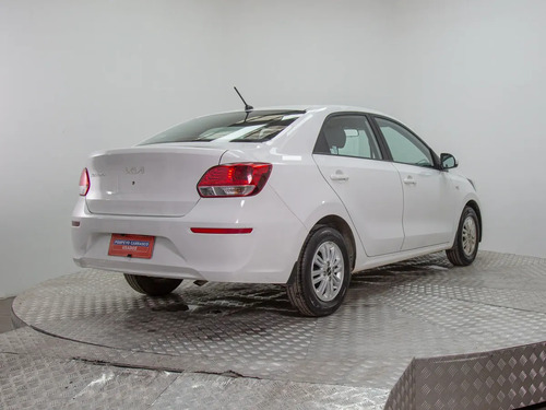 Kia Soluto 1.4 Lx Ac Mt 2024