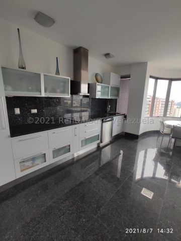 Imagen 7 de 14 de Apartamento En Venta En Mirador De Los Campitos I 22-1125 Carolina Fermoso 0424-2083128