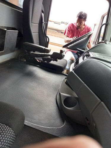 Imagem 13 de 15 de Mercedes-benz Actros 4844 8x4 Ano 2014 Caçamba 20m