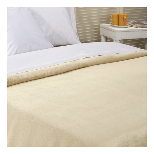 Frazada Danubio Frazada Flannel color winter white con diseño lisa de 2.46m x 2.2m