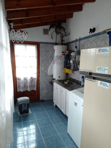 Imagen 13 de 24 de Venta De Chalet En Adrogué