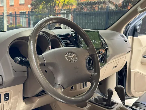 Toyota Fortuner 4.0 Sr5