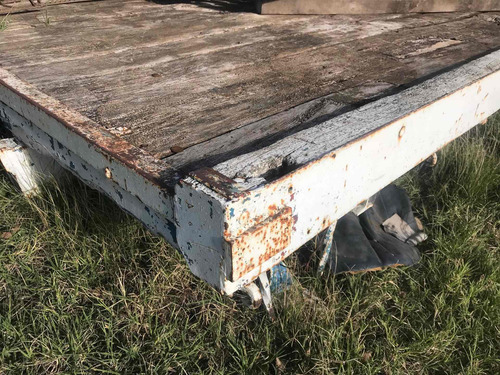 Imagen 5 de 16 de Caja Playa Para Camion De Acero Y Madera En Tres Arroyos