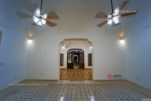 Casa Lujosa En Venta En Centro Histórico Mérida Remodelada