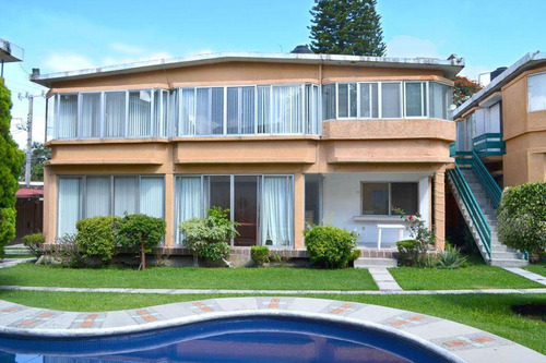 Casa En Condominio En Lomas De Cuernavaca, Temixco, Morelos - Crb-1234-cd