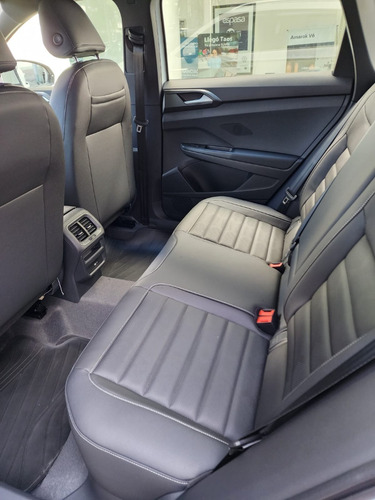 Imagen 15 de 25 de Volkswagen Taos Highline Tsi My23 #02