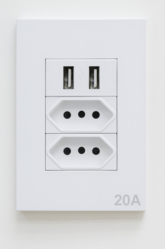 Tomada Dupla Usb Parede Bivolt Turbo 20a 4x2 Universal