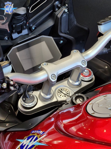 Imagen 21 de 25 de Mv Agusta Turismo Veloce Lusso Bordó