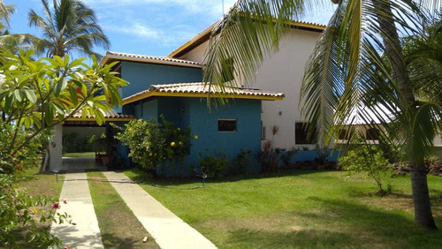 Casa Com 5 Quartos, 180m2, À Venda - Guarajuba - Camaçari - Cs-51