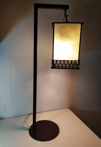 Imagen 2 de 6 de Lampara De Living Rustica En Hierro Modelo Único
