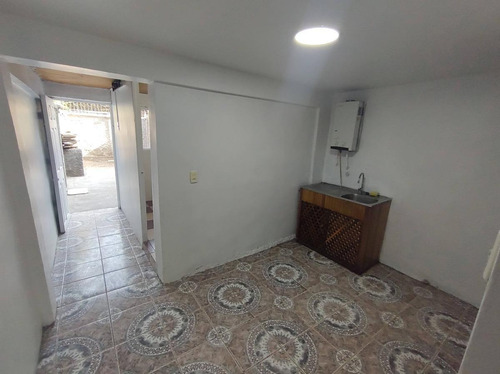 Casa En Excelente Estado / La Florida