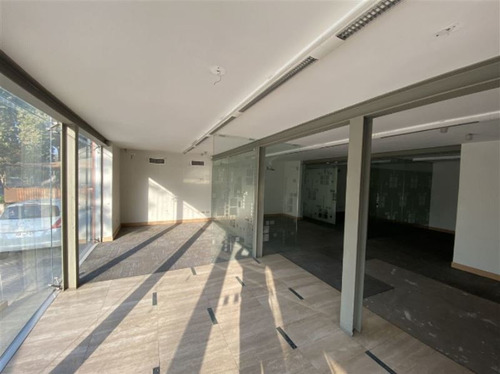 Imagen 4 de 13 de Local Comercial En Arriendo En Vitacura