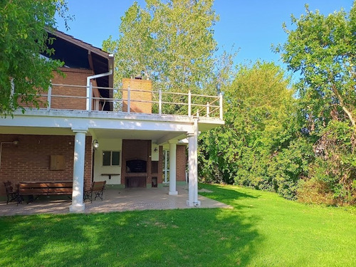 Casa Chalet En Venta En La Martona, Cañuelas, Resto De La Provincia