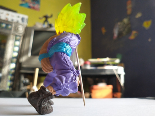Gohan Dragón Ball Bootleg 10.5cm (Usado)