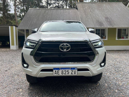 Toyota Hilux Pick-up 2.8 Cd Srv 204cv 4x4 At
