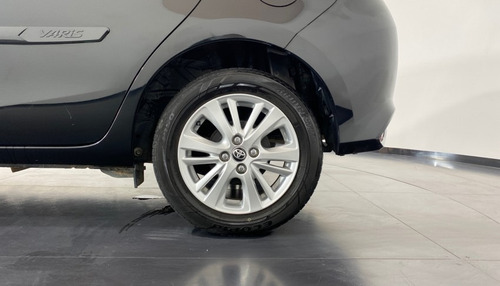 Imagem 6 de 15 de 130740 - Toyota Yaris 2019 Com Garantia