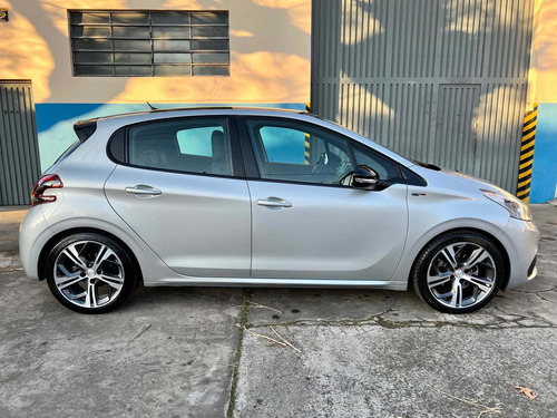 Imagen 2 de 18 de Peugeot 208 2017 1.6 Gt Thp