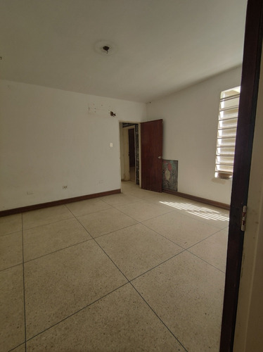 Imagen 4 de 12 de Casa En Prados Del Este