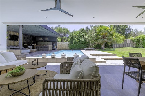 Imagen 8 de 26 de Casa Estilo Moderna, Condominio Los Bosques De Piedra Roja