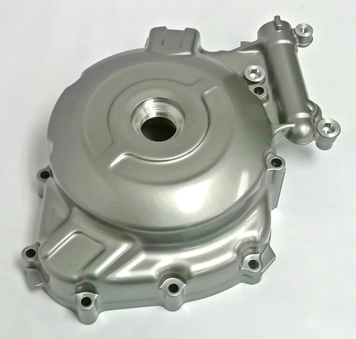 Imagen 2 de 3 de Tapa Magneto Sfv650 (2009)(2015)/ Dl650(2012-15)